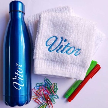 kit garrafa térmica + 3 toalhas escolares personalizadas - azul